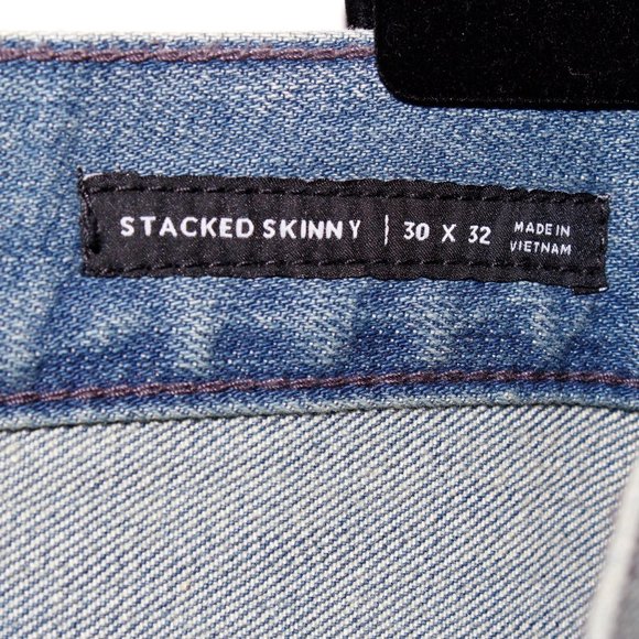 PacSun "Stacked Skinny" Distressed Frayed-Hem Jeans - Picture 16 of 16